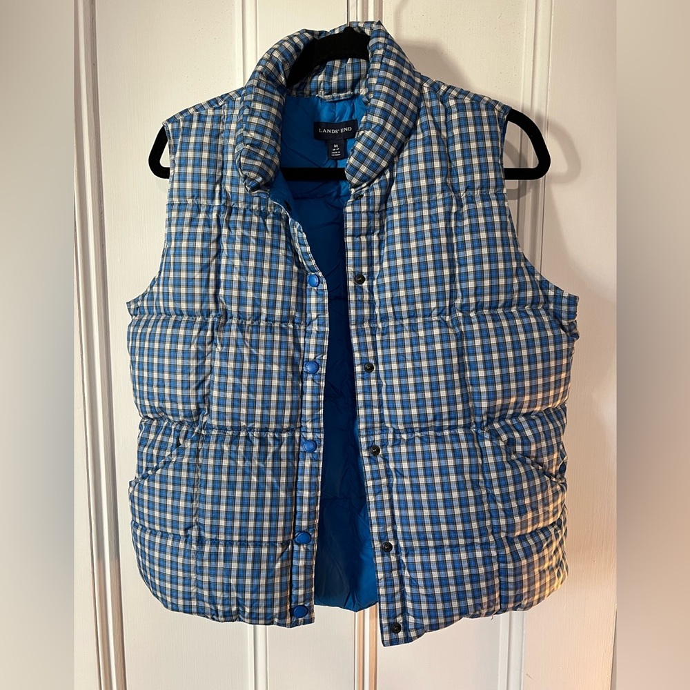 LANDS END BLUE AND WHITE PLAID PUFFER VEST WM SIZE MD